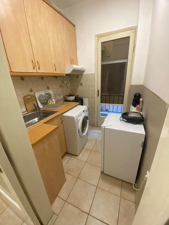 Georgi'S House Apartment เทสซาโลนิกิ ภายนอก รูปภาพ
